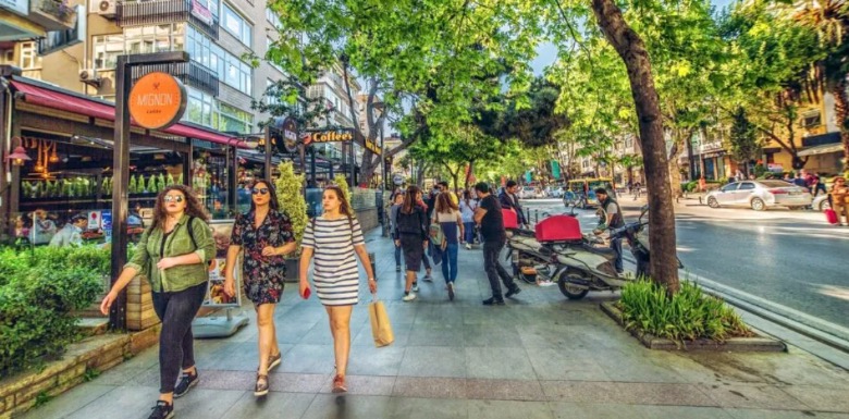 Bağdat Caddesi Gezilecek Yerler