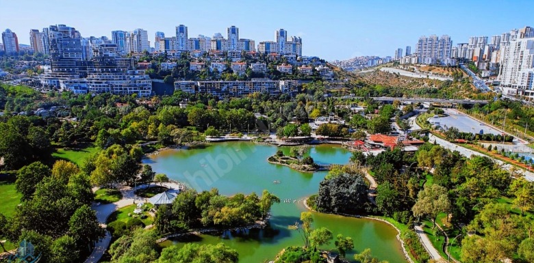 BAHÇEŞEHİR Sağlam zemini ve güçlü yapıları ile.