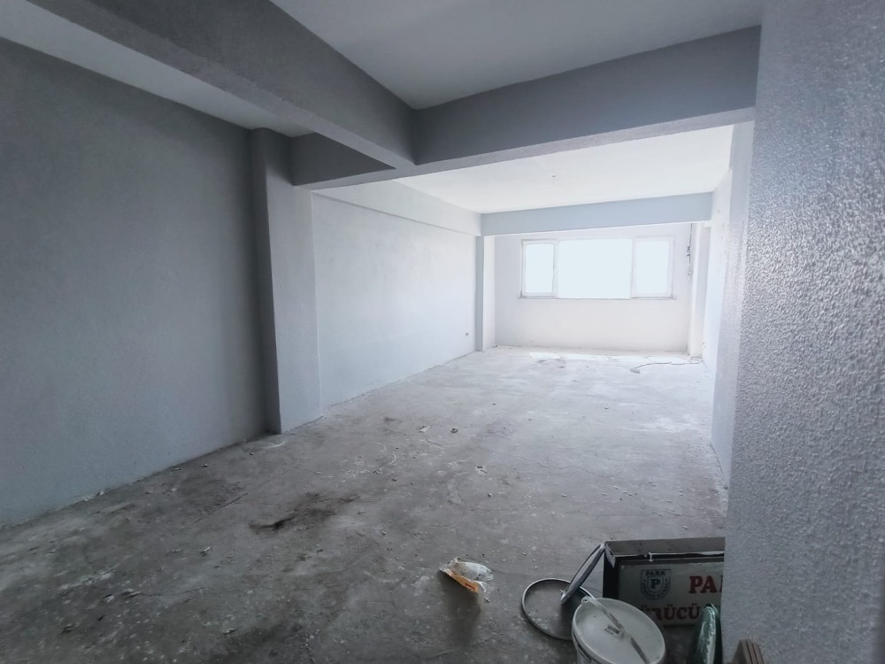 NUMUNEBAĞI CAD.DE, KİRALIK 3 CEPHELİ, 4 ODALI OFİS, KATTA TEK