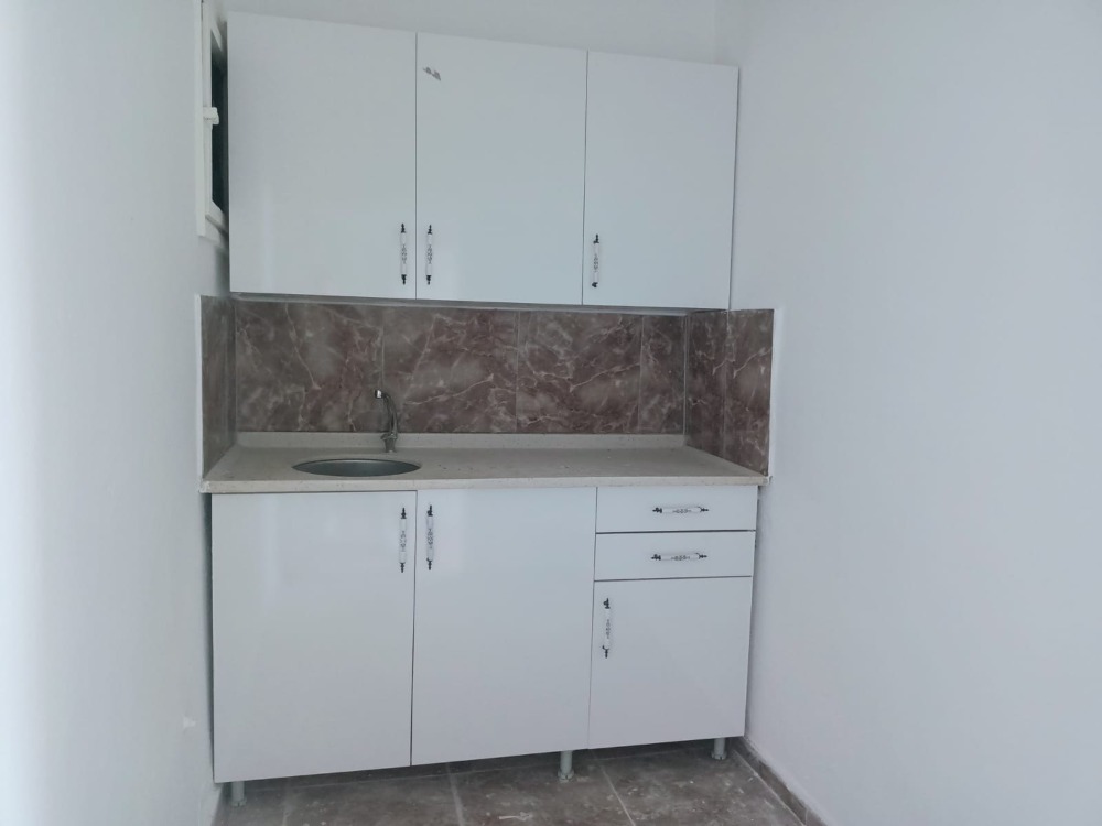 NUMUNEBAĞI CAD.DE, KİRALIK 3 CEPHELİ, 4 ODALI OFİS, KATTA TEK