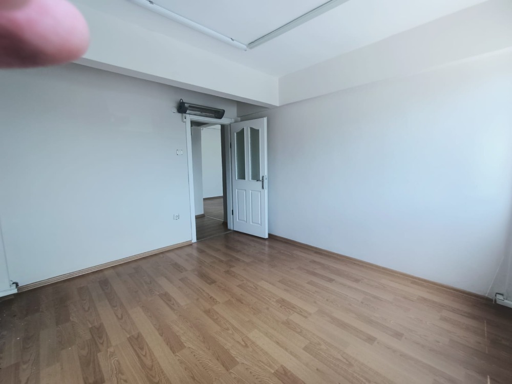 KİRALIK TEMİZ OFİS, 1+1, NUMUNEBAĞI CAD.DE ASANSÖRLÜ İŞHANI