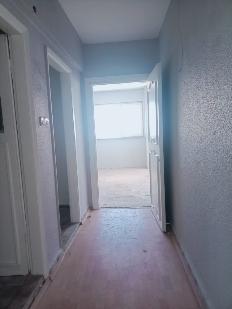 NUMUNEBAĞI CAD.DE, KİRALIK 3 CEPHELİ, 4 ODALI OFİS, KATTA TEK