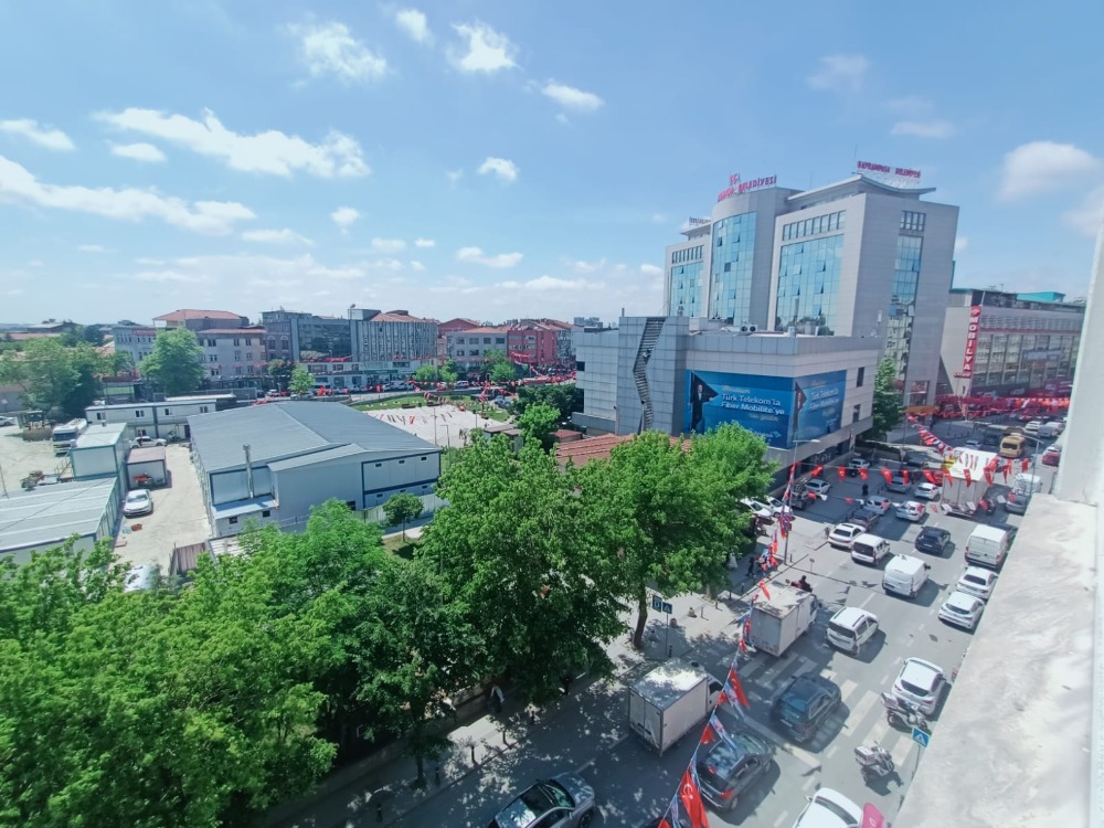 NUMUNEBAĞI CAD.DE, KİRALIK 3 CEPHELİ, 4 ODALI OFİS, KATTA TEK