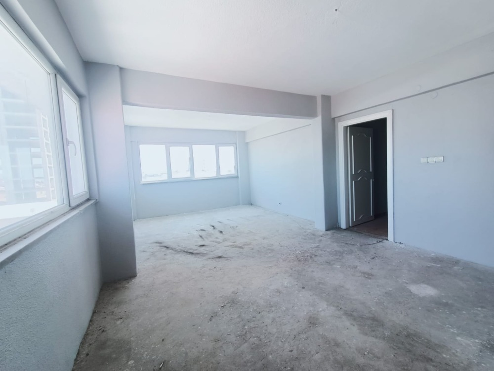 NUMUNEBAĞI CAD.DE, KİRALIK 3 CEPHELİ, 4 ODALI OFİS, KATTA TEK