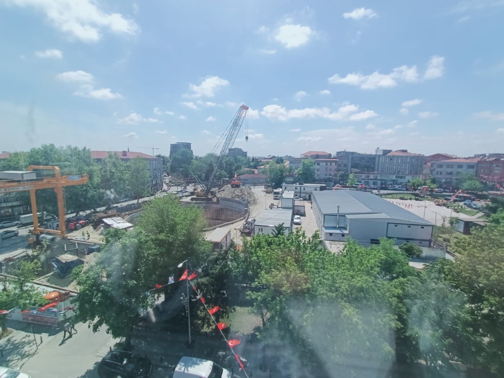 NUMUNEBAĞI CAD.DE, KİRALIK 3 CEPHELİ, 4 ODALI OFİS, KATTA TEK