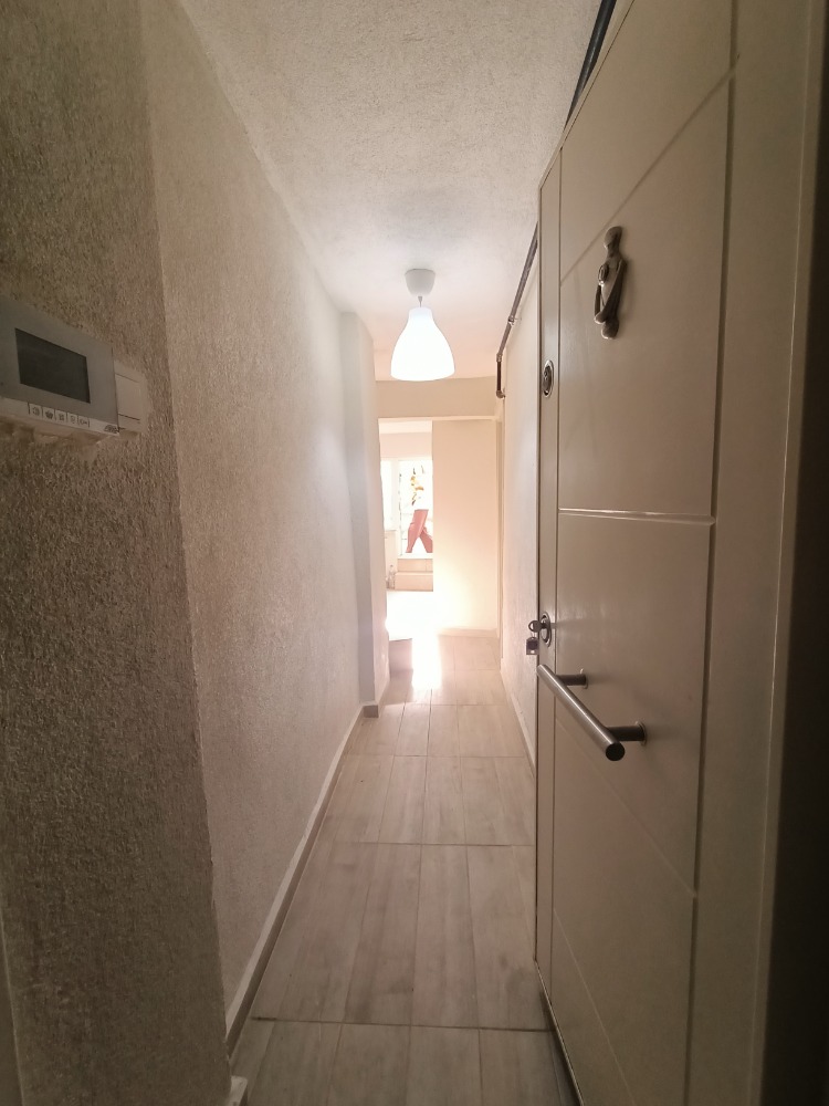 ORTAKÖY-DEREBOYU, MERKEZE YAKIN YENİ KİRALIK 1+1 BÜYÜK BAHÇELİ DAİRE