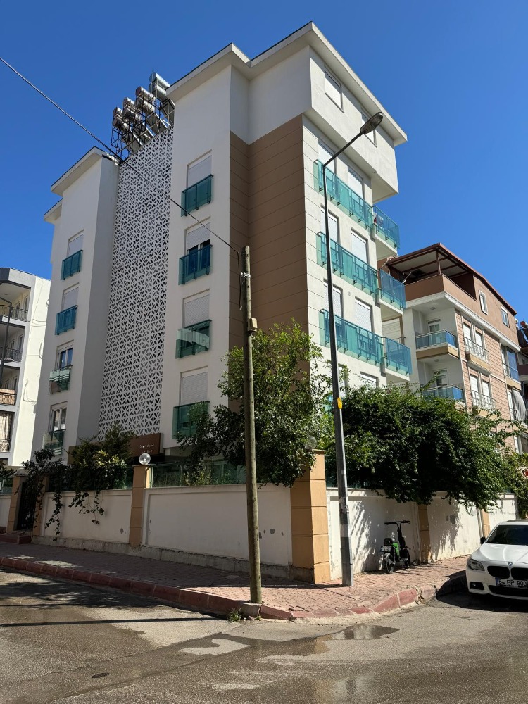 MEYDANKAVAĞI MEDSTAR HASTANESİ YAKINI 1+1 SATILIK DAİRE