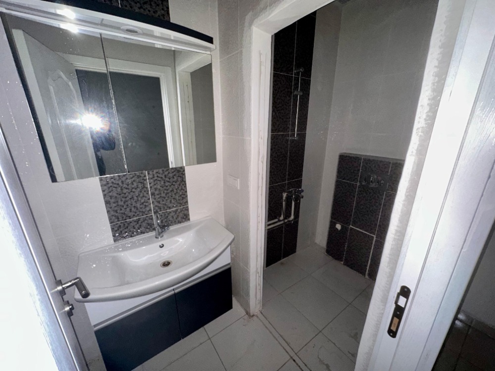 ÇANKAYA CEBECİ YAKINI, DUMLUPINAR CAD. ÜZERİNDE KİRALIK DÜKKAN