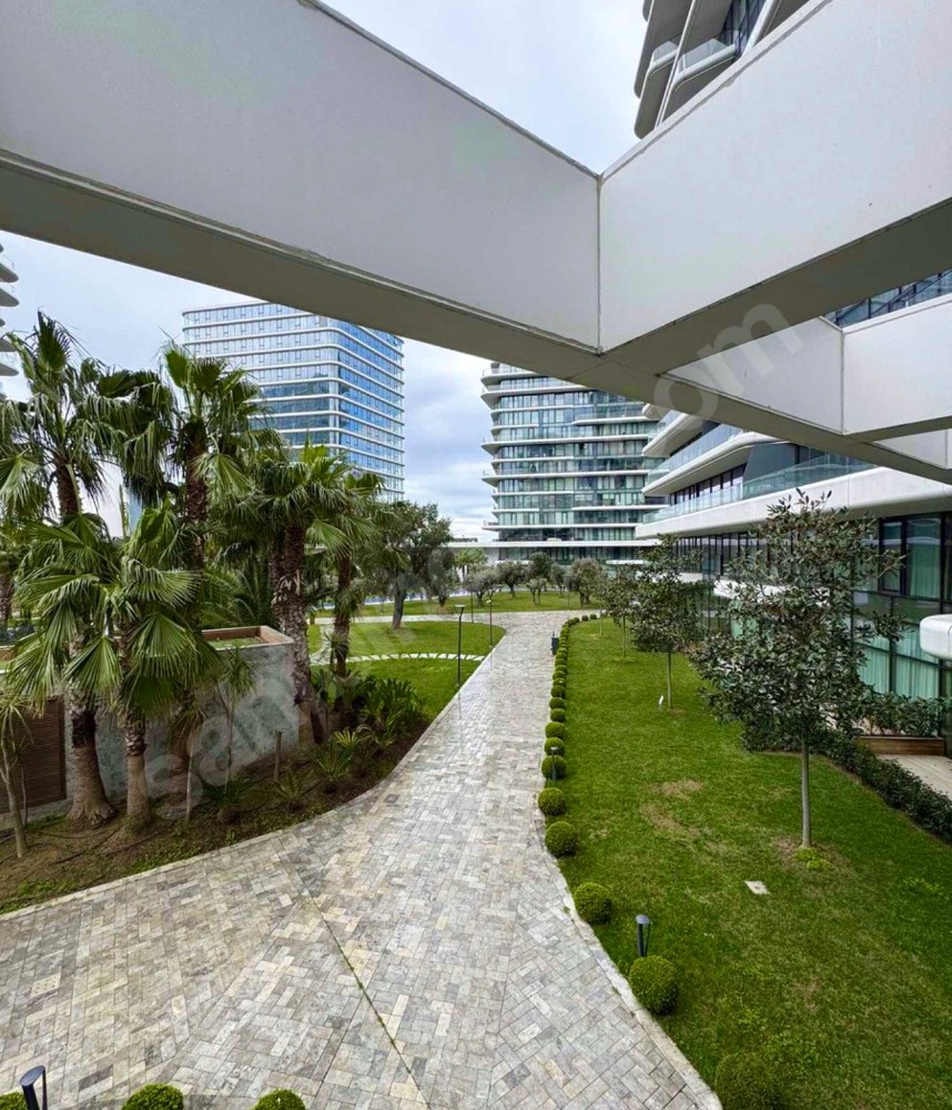 Yedi Mavi’de Eşsiz 4+1 KİRALIK Bahçe Dubleks – 305 m² Yeşillikler İçinde Özel Yaşam