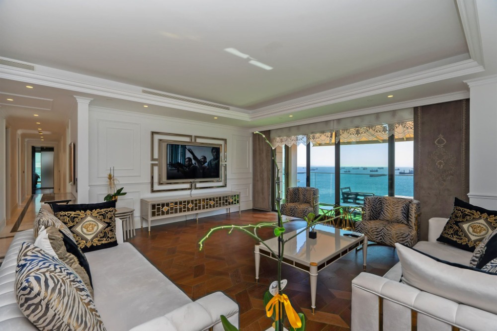 Büyükyalı Fişekhane’de Kiralık 3.5+1 – Deniz ve Havuz Manzaralı