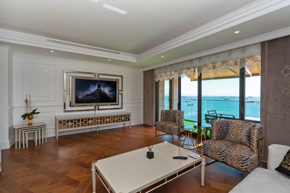 Büyükyalı Fişekhane’de Kiralık 3.5+1 – Deniz ve Havuz Manzaralı