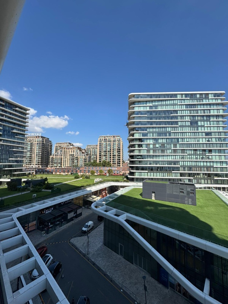 ZEYTINBURNU YEDI MAVI’DE KAPALI MUTFAKLI MANZARALI 3+1 KIRALIK DAIRE