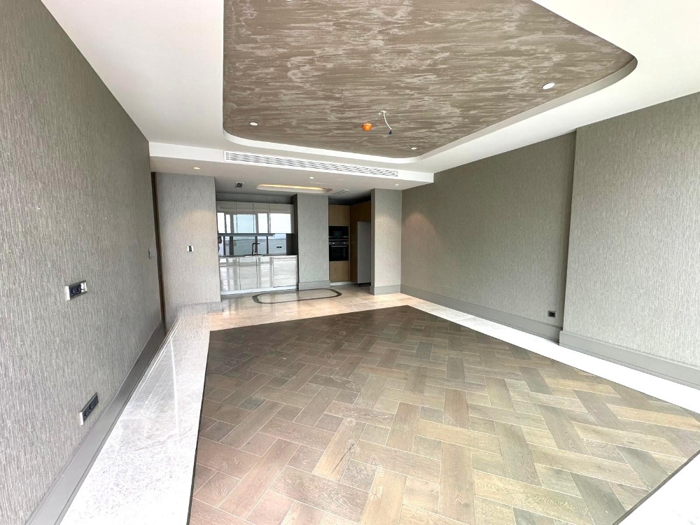 Yedi Mavi’de Satılık 3.5 +1 Deniz Manzaralı Daire | 175m² Büyük Balkonlu Lüks Rezidans – Zeytinburnu