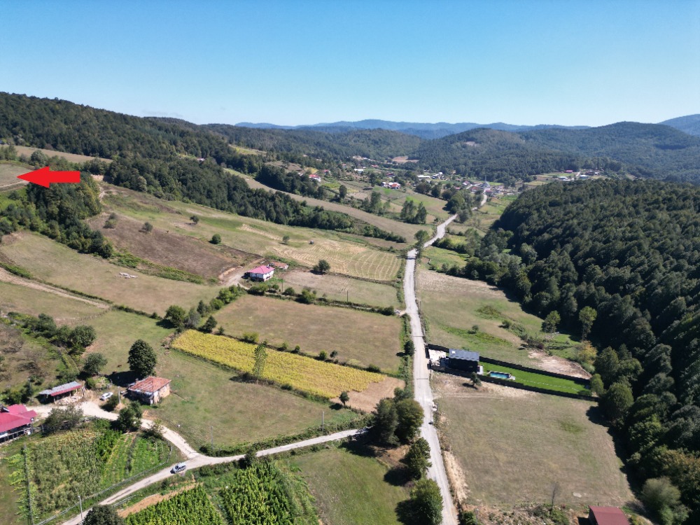 🌄 BURSA İZNİK KIRINTI KÖYÜ’NDE VADİ MANZARALI 772 m² İMARLI ARSA