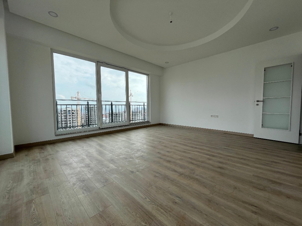 YAŞAMIN MERKEZİNDE KONFORUN ZİRVESİNDE SATILIK 3+1 DAİRE 