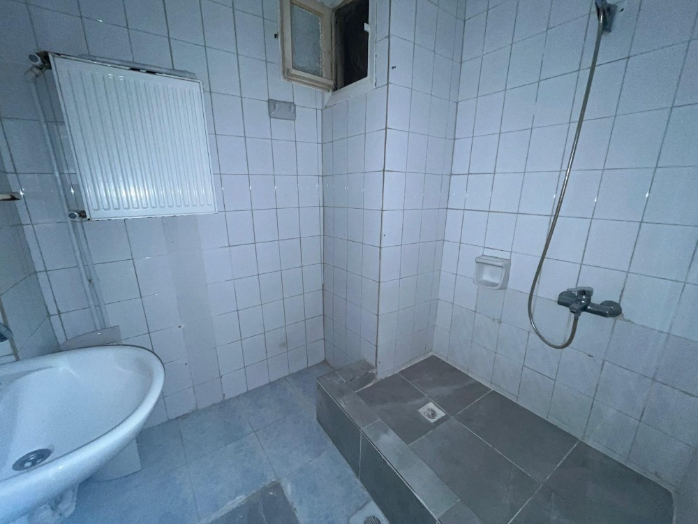 MÜSTAKİL BİNADA KİRALIK DAİRE