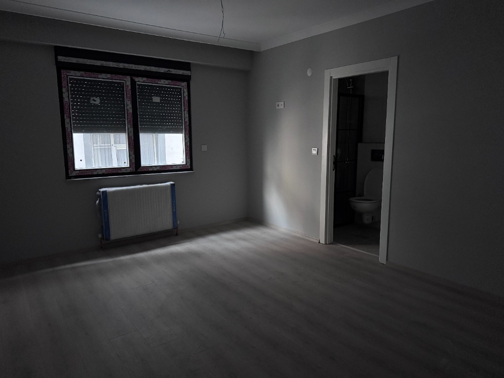 PENDİK BATI MAH. 3+1 DENİZE 200 METRE SATILIK DAİRE