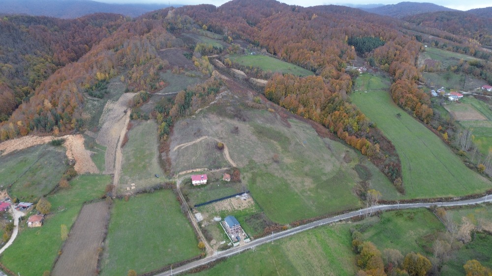 🌄 BURSA İZNİK KIRINTI KÖYÜ’NDE VADİ MANZARALI 475 m² İMARLI ARSA