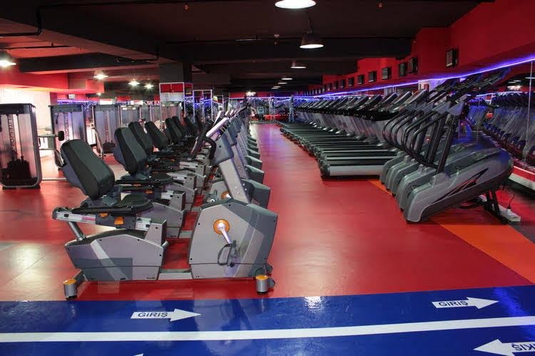 PENDİĞİN İNCİSİ MAVİ KULE REZİDANSTA SATILIK GENİŞ 2+1 DAİRE