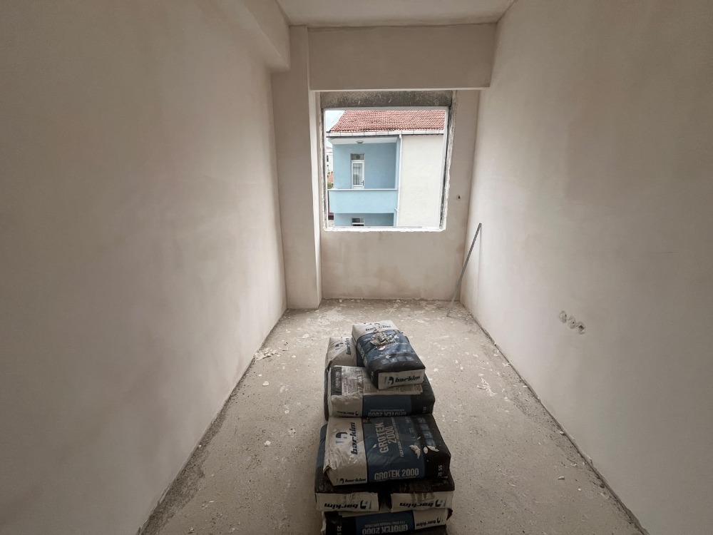 !!! TAPU MASRAFI YOK !!! METROYA YÜRÜME MESAFESİNDE 2+1 SATILIK DAİRE 