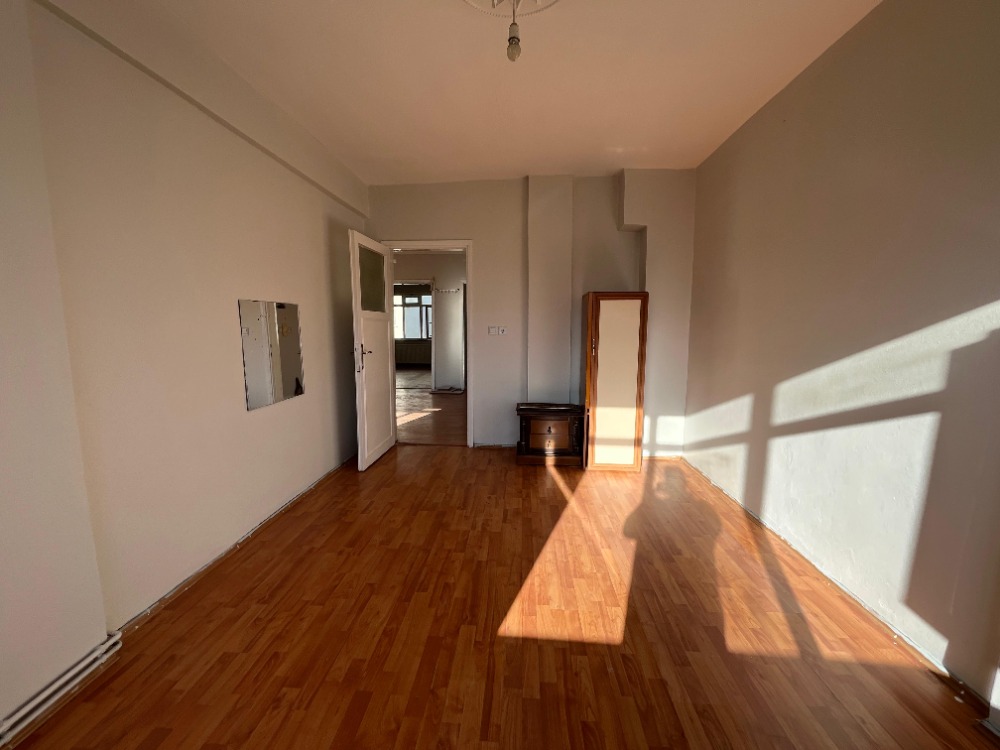 İKİZYUVA GAYRİMENKULDEN 3+1 KONUM AVANTAJLI KİRALIK DAİRE