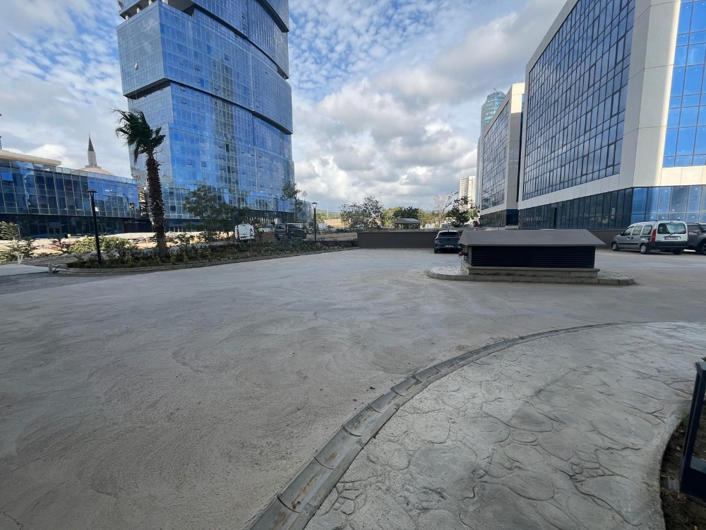 TEKNİK YAPI DELUXİA PARKTA 1+1 KİRALIK DAİRE