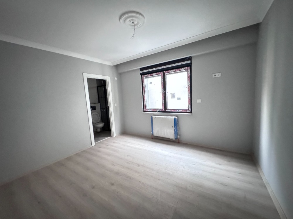 PENDİK BATI MAH. 3+1 DENİZE 200 METRE SATILIK DAİRE