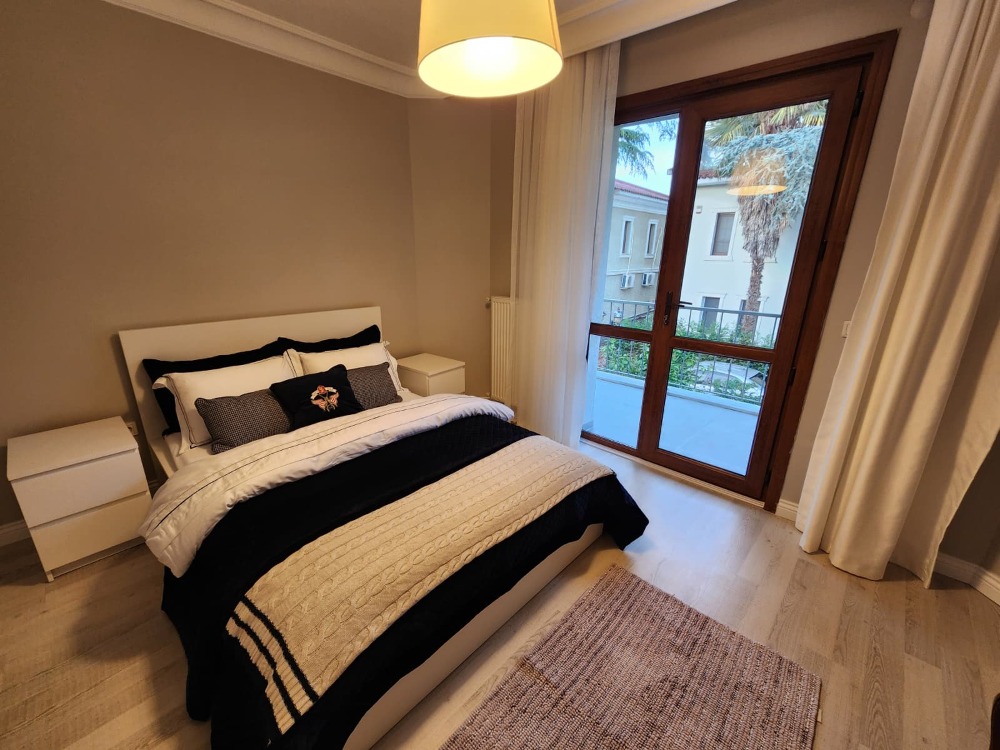 Tuzla Sahil Belde 22 Sitesinde Kiralık 300m2 Villa