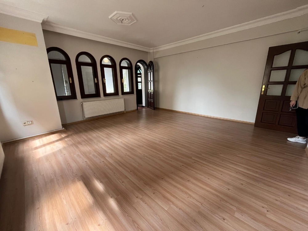 İKİZYUVA GAYRİMENKULDEN 140 M2 NET 3+1 KONUM AVANTAJLI KİRALIK DAİRE