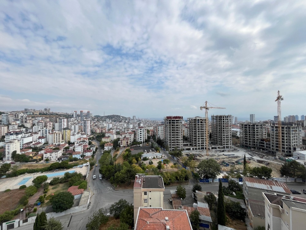 YAŞAMIN MERKEZİNDE KONFORUN ZİRVESİNDE SATILIK 3+1 DAİRE 