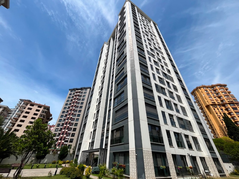 ÇINAR GOLD SİTESİNDE FULL EŞYALI DENİZ MANZARALI KİRALIK DAİRE