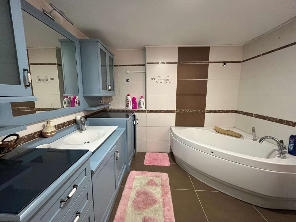 4+2 TERASLI FULL EŞYALI KİRALIK DAİRE 