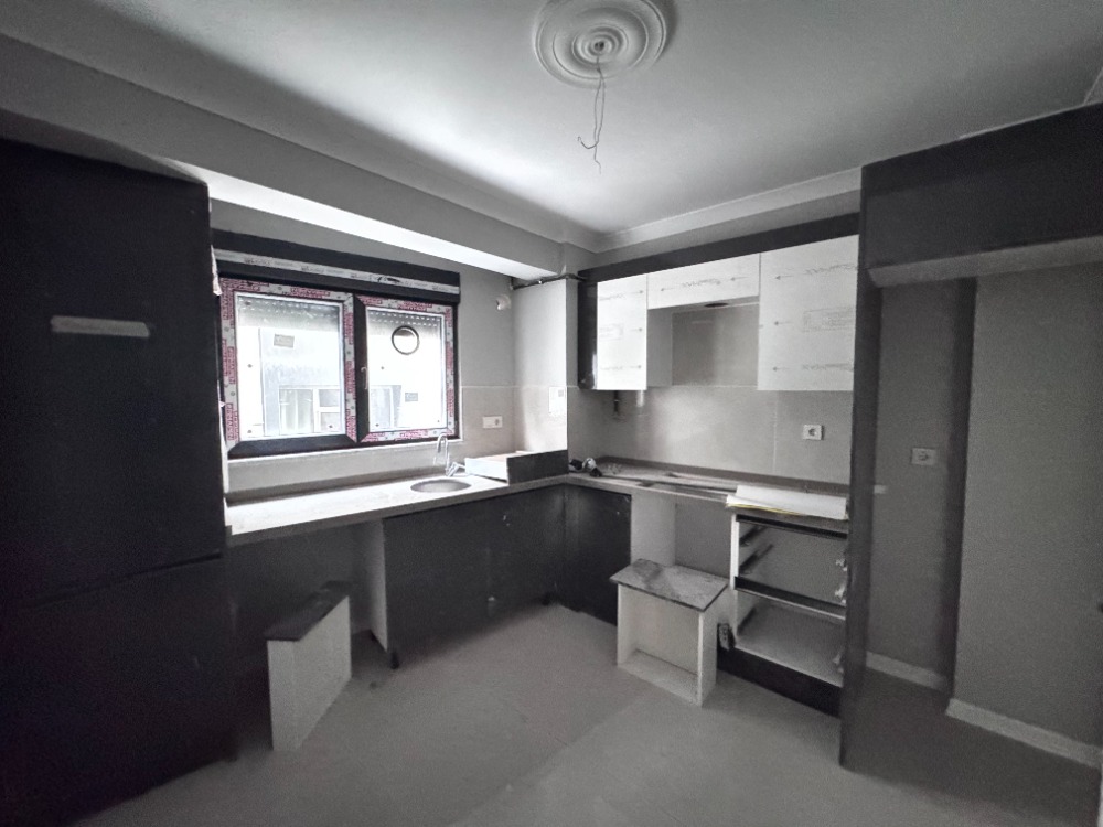 PENDİK BATI MAH. 3+1 DENİZE 200 METRE SATILIK DAİRE