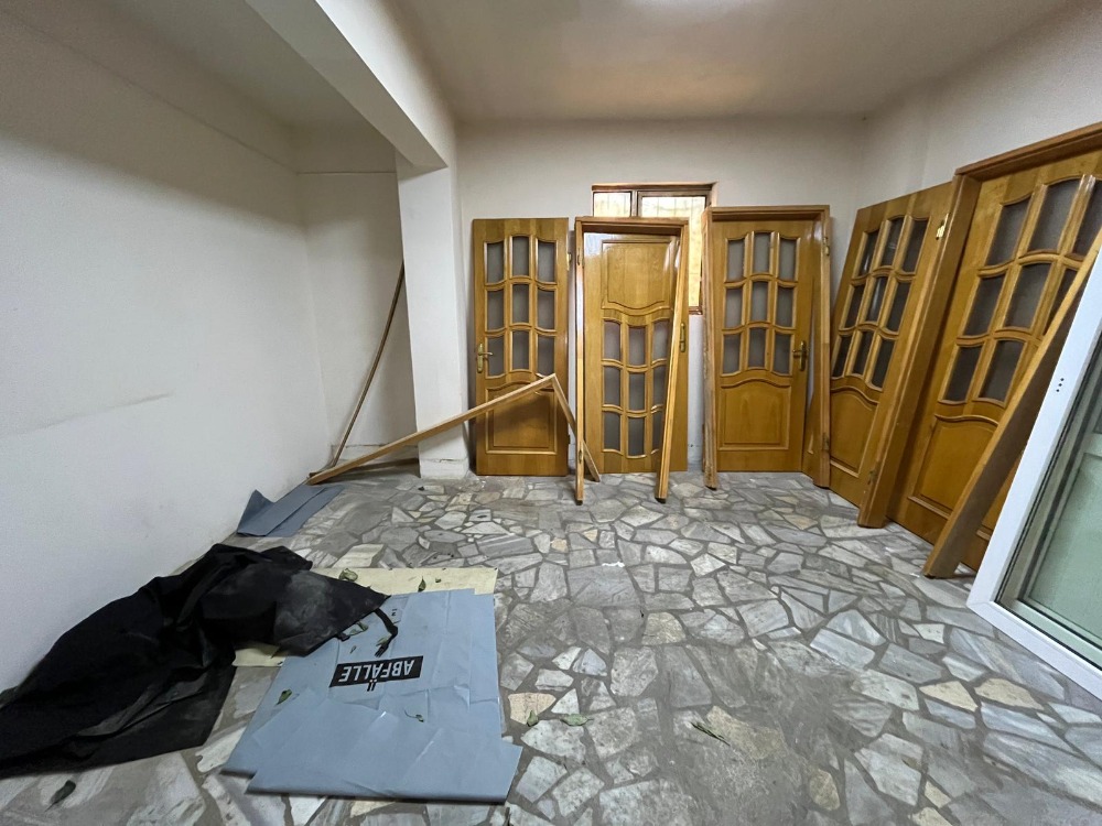 180 M2 NET KULLANIM ALANLI DÜZ GİRİŞLİ KİRALIK DÜKKAN 