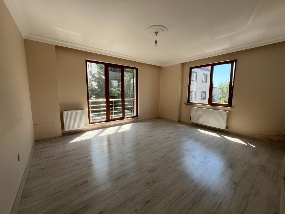 İKİZYUVA GAYRİMENKULDEN 5 YILLIK BİNADA 2+1 KİRALIK DAİRE