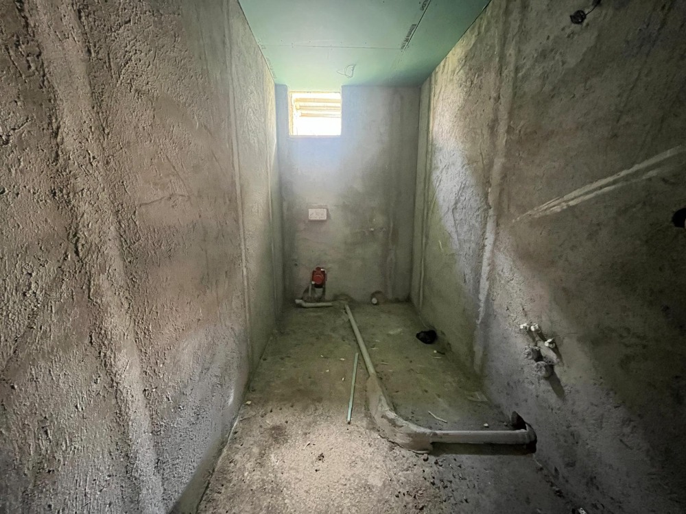 CEVİZLİ  İSTASYON YANI 2+1 GENİŞ SATILIK DAİRE 