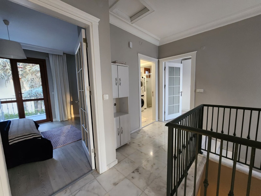 Tuzla Sahil Belde 22 Sitesinde Kiralık 300m2 Villa