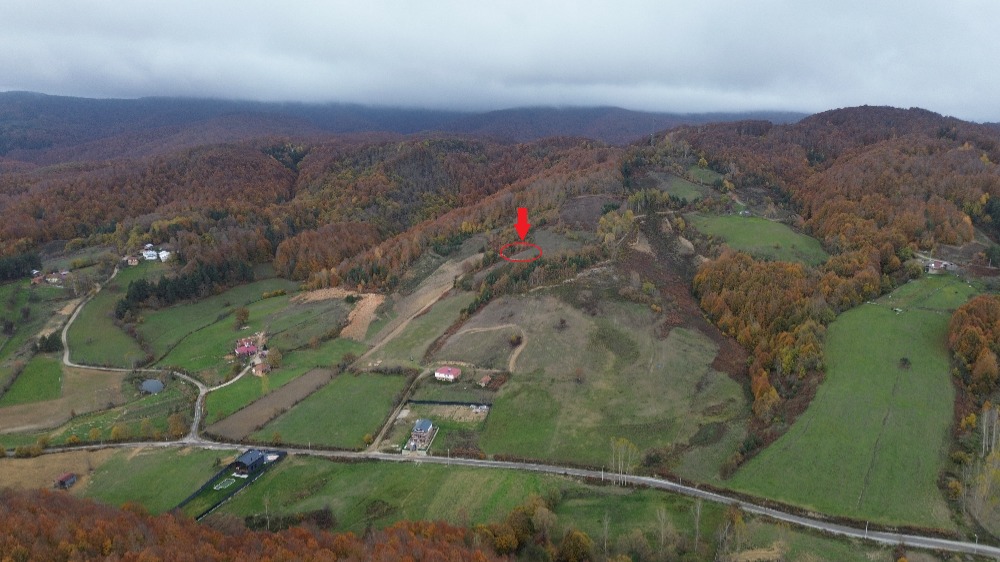 🌄 BURSA İZNİK KIRINTI KÖYÜ’NDE VADİ MANZARALI 773 m² İMARLI ARSA