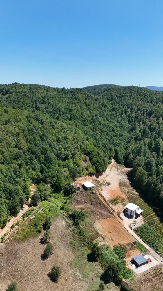 BURSA İZNİK KUTLUCA KÖYÜNDE RESMİ İMARLI SATILIK ARSA