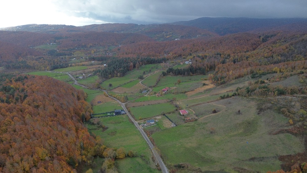 🌄 BURSA İZNİK KIRINTI KÖYÜ’NDE VADİ MANZARALI 772 m² İMARLI ARSA