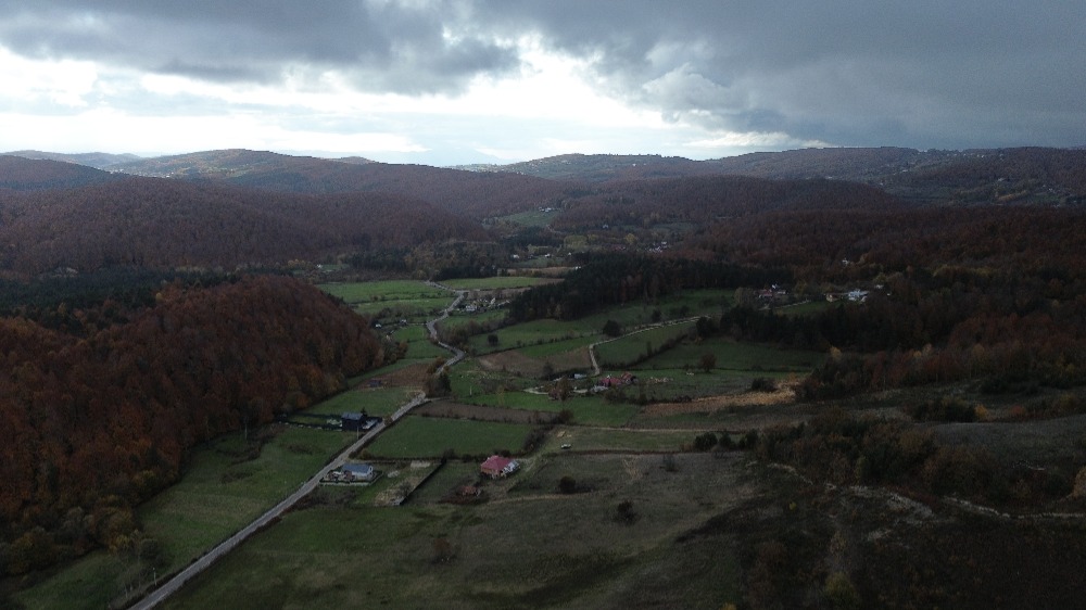🌄 BURSA İZNİK KIRINTI KÖYÜ’NDE VADİ MANZARALI 498 m² İMARLI ARSA