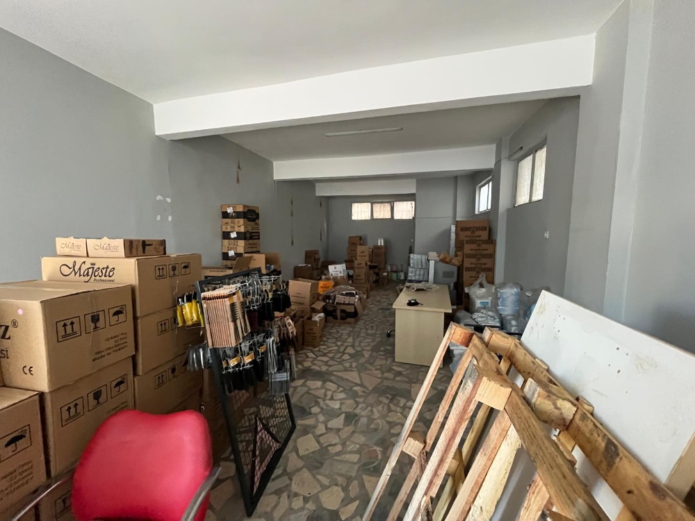 İKİZYUVA GAYRİMENKULDEN DÜZ AYAK YÜKSEK TAVANLI KİRALIK DÜKKAN 