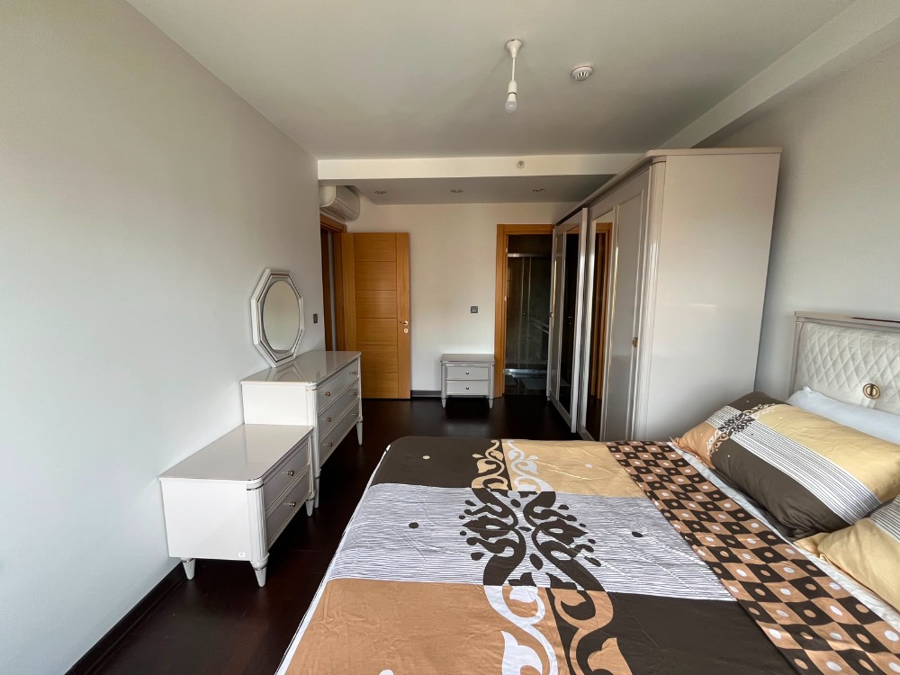 ÇINAR GOLD SİTESİNDE FULL EŞYALI DENİZ MANZARALI KİRALIK DAİRE