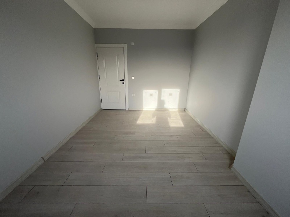 ÇAYIROVA BELEDİYESİ KARŞISI 3+1 ÖN CEPHELİ SATILIK DAİRE