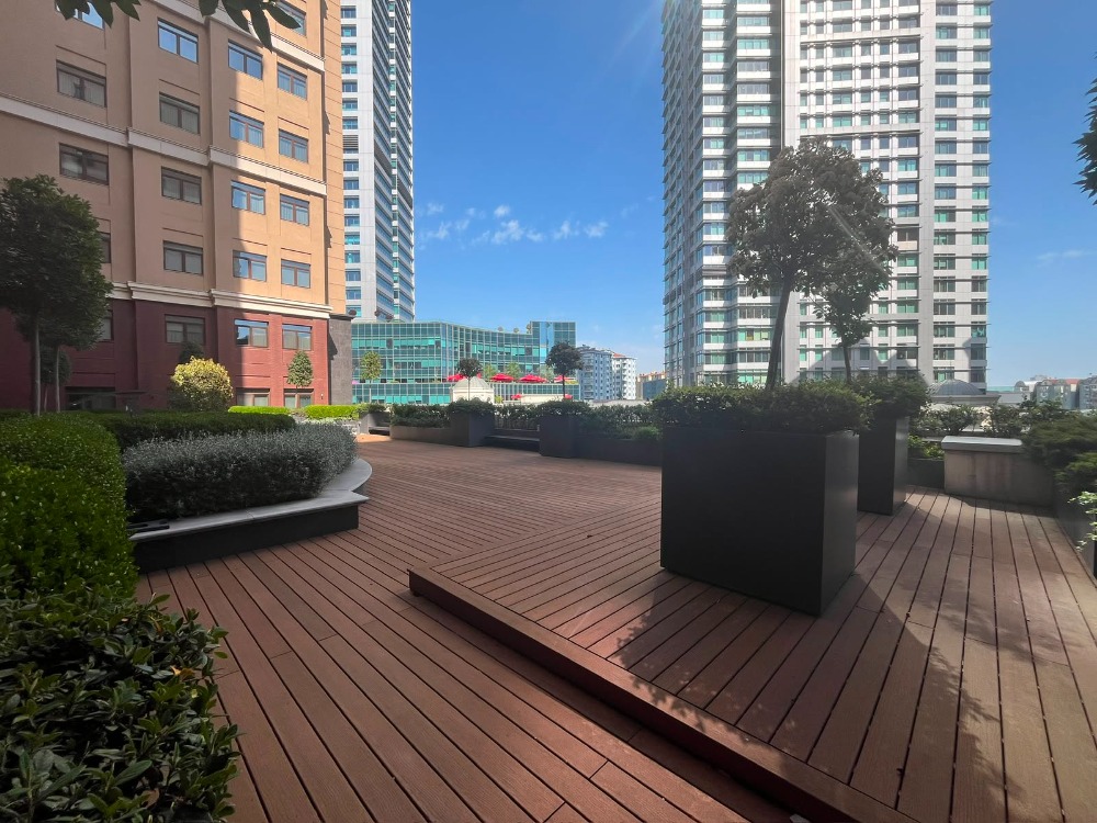 EMAAR SQUARE REZİDANCEDE HERMES CEPHE AÇIK TERASLI 155 M2 DAİRE