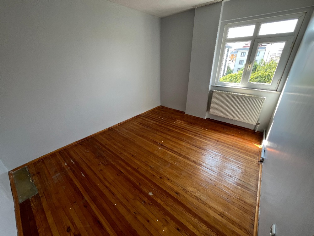 İKİZYUVA GAYRİMENKULDEN YENİ MAHALLEDE MERKEZİ KONUMLU KİRALIK DAİRE 