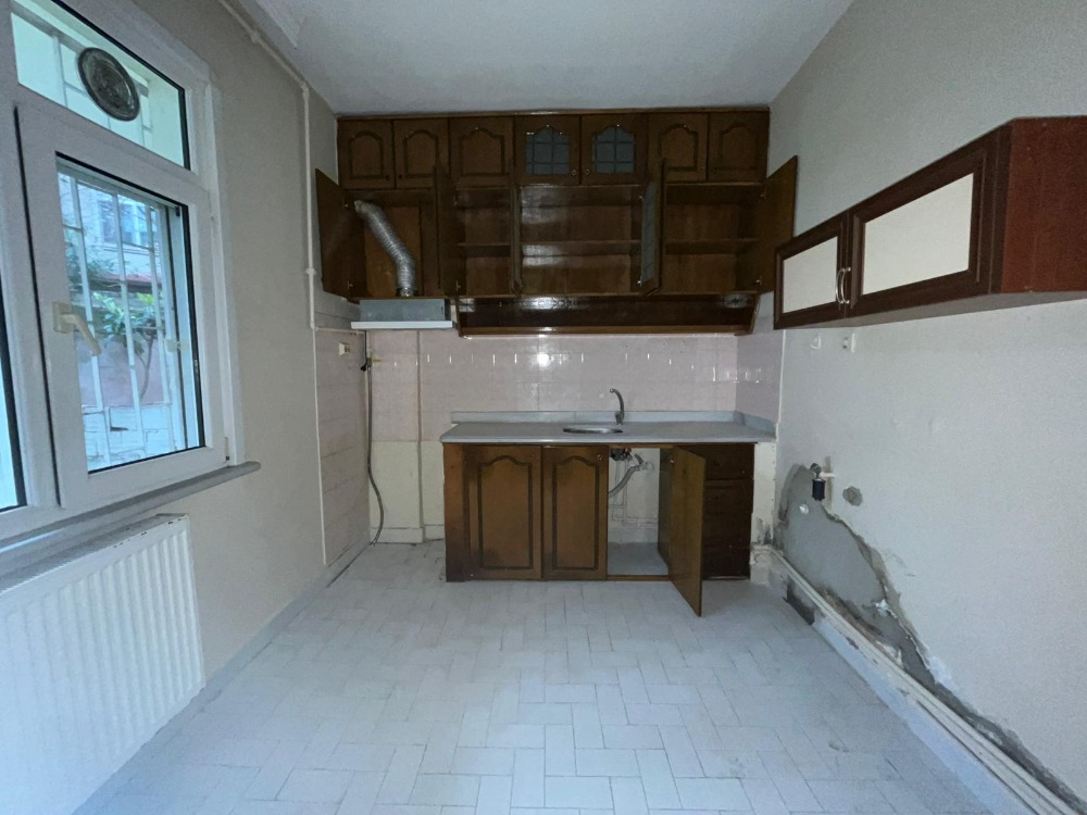 MÜSTAKİL BİNADA KİRALIK DAİRE