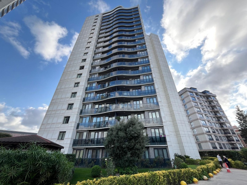 PERA PARK KARTAL SİTESİNDE 2+1 KİRALIK DAİRE