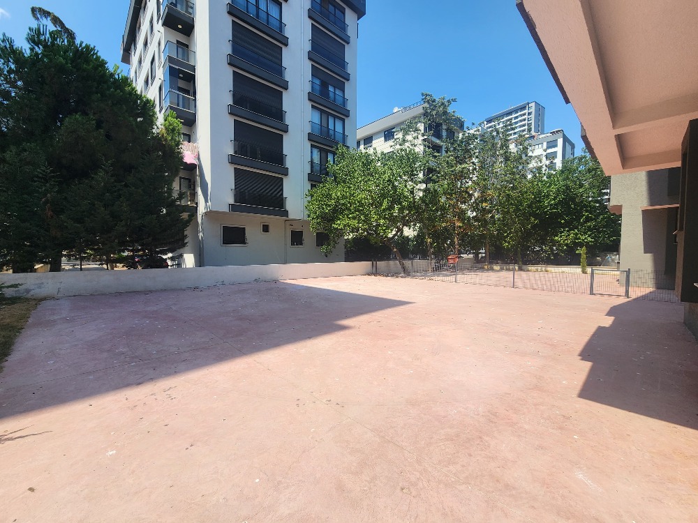  KARTAL ORHANTEPEDE SAHİLE YÜRÜME MESAFESİNDE 2+1 SATILIK DAİRE