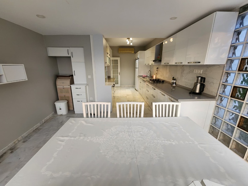 Tuzla Sahil Belde 22 Sitesinde Kiralık 300m2 Villa